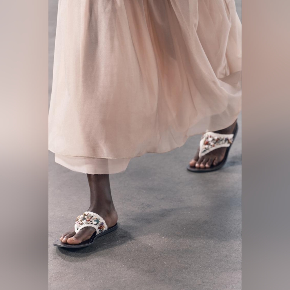Zara Limited Edition Low Heel Sandals - Picture 7 of 7